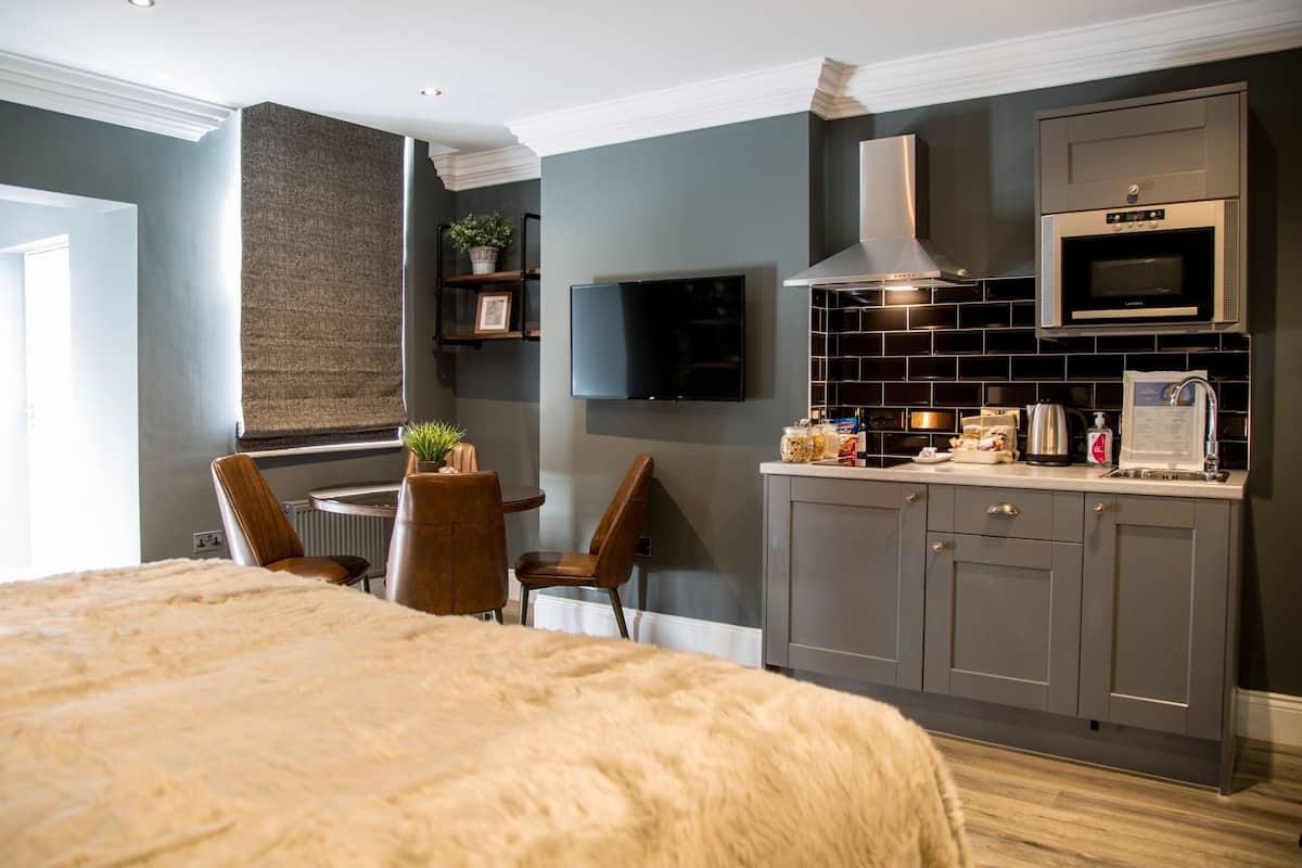 Luxury-Apartment, 2 Schlafzimmer, Nichtraucher, Erdgeschoss | Wohnbereich
