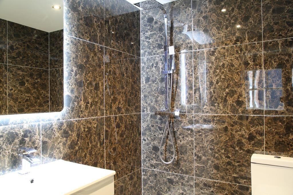 zoo | bathroom | designer toiletries, hair dryer, towels, soap