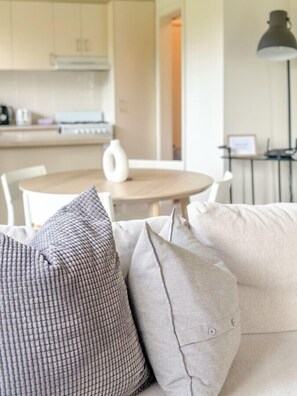 Smart TV - Family Friendly Mt Martha Unit (Mount Martha)