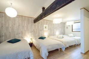 1 bedroom, free WiFi, bed sheets