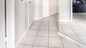 Unclassified image, 2 of 26, button