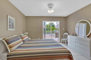 2 chambres, fer et planche Ă repasser, Wi-Fi, draps fournis