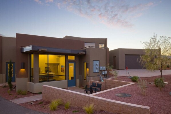 Exterior - Modern Desert Dwelling, Pet Friendly (Ivins)