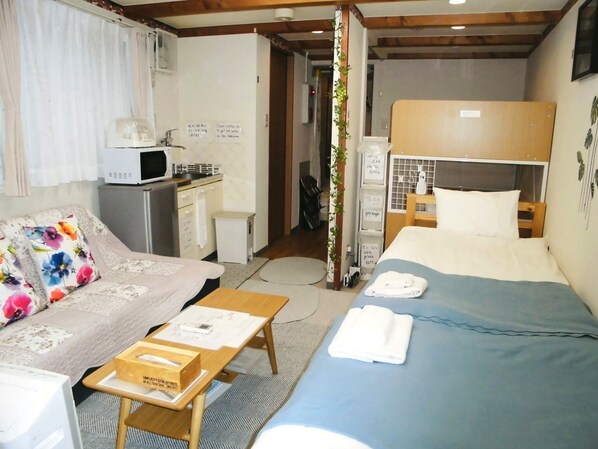 1 chambre, bureau, accès au Wi-Fi (inclus), literie fournie