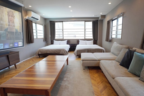 3 bedrooms, desk, iron/ironing board, free WiFi
