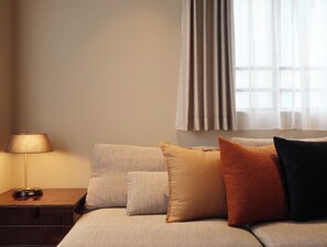 3 bedrooms, desk, free WiFi, bed sheets