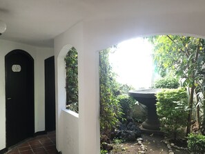 숙박 시설 구내