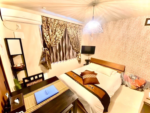 1 bedroom, desk, iron/ironing board, free WiFi