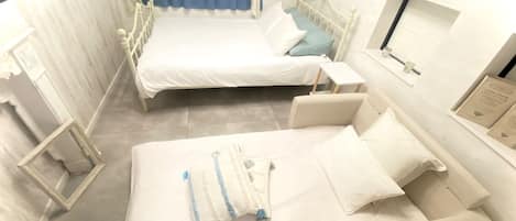 1 bedroom, desk, iron/ironing board, free WiFi