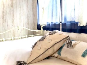 1 bedroom, desk, iron/ironing board, free WiFi