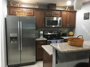 Fridge, microwave, oven, stovetop - Renovated Guest House with Private Entrance and Parking – Perfectly Located! (Spokane)