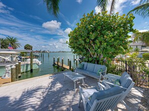 Terrace/patio - Ultimate Beach House | Waterfront + Heated Pool (St. Pete Beach)