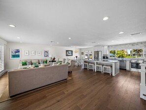 Interior - Ultimate Beach House | Waterfront + Heated Pool (St. Pete Beach)