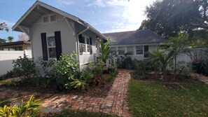 Exterior - Clearwater near Largo Tiny House  Pets OK (Largo)