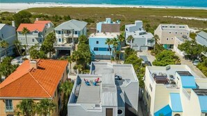Unclassified image, 4 of 30, button - Townhouse steps to the beach & Village (Siesta Key)