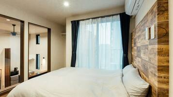 2 bedrooms, desk, free WiFi, bed sheets
