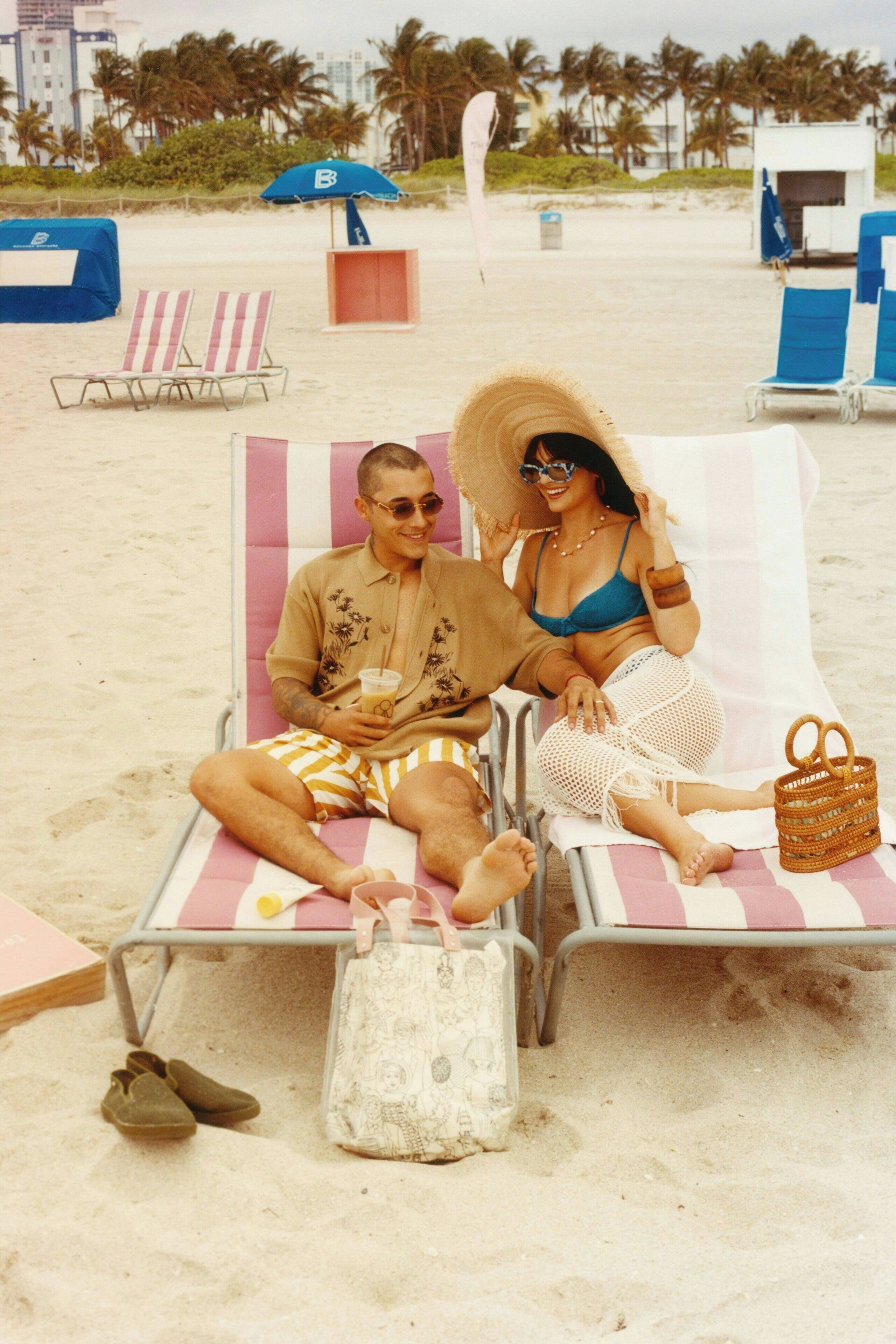 Beach nearby, white sand, sun loungers, beach towels