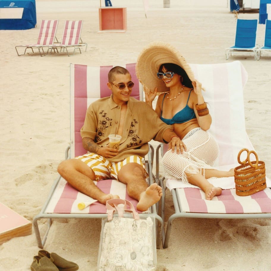 Beach nearby, white sand, sun loungers, beach towels
