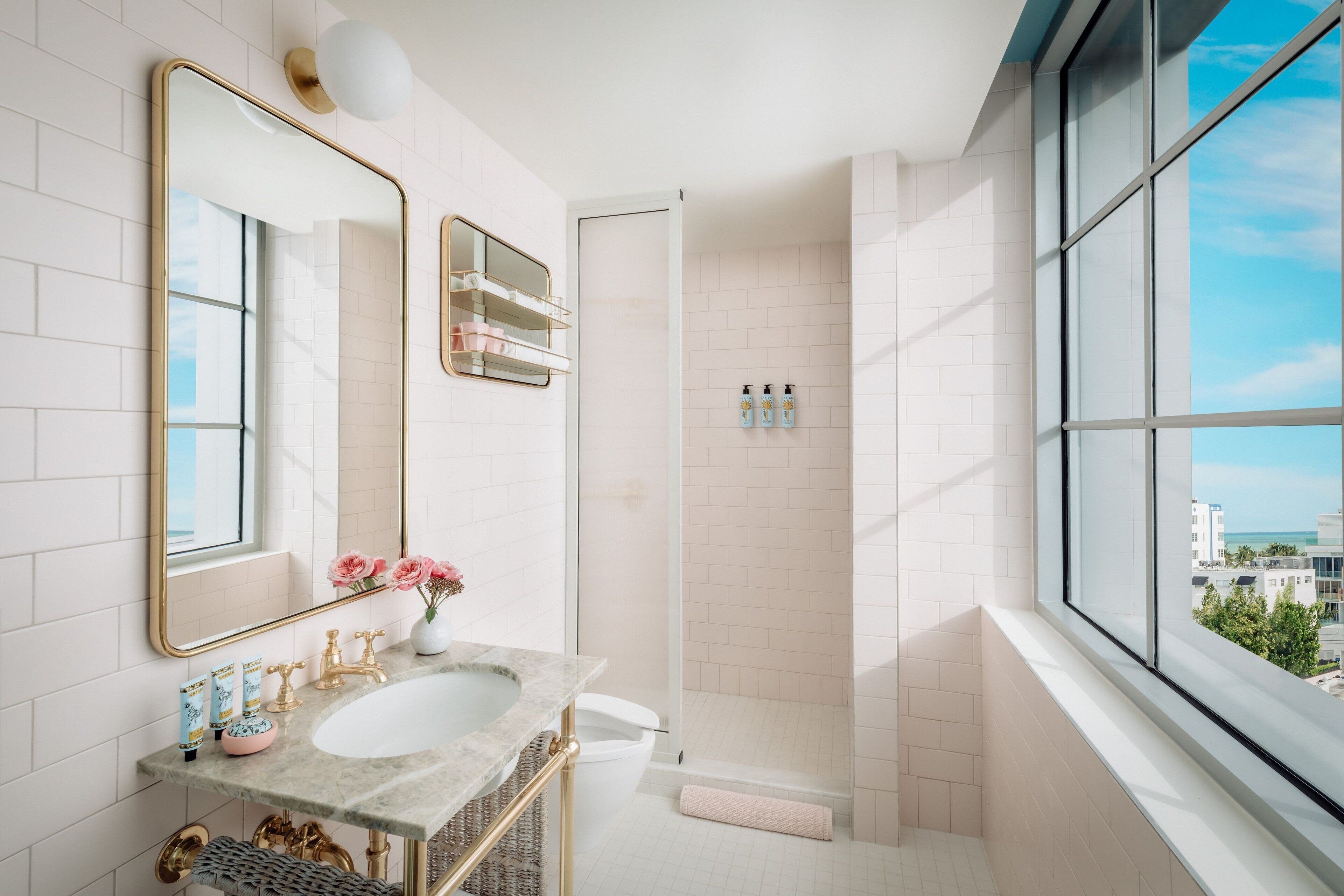 1 bedroom, in-room safe, individually decorated, individually furnished