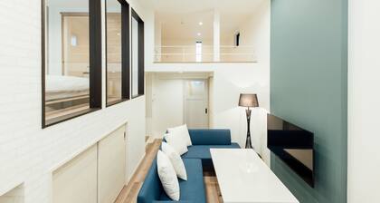 No205Near Kumamoto Station Large sofa Maisonette type with kitchen for 1 to 4 people / Kumamoto Kumamoto