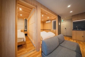 2 bedrooms, desk, free WiFi, bed sheets