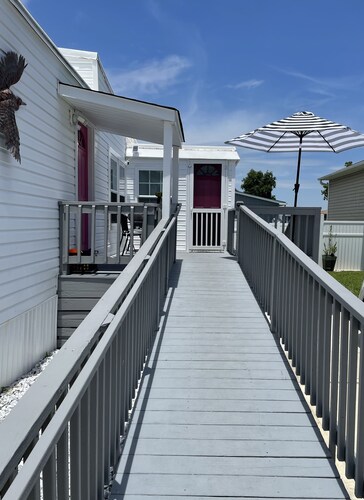Little cottage near the sea!  In 2026, bookings include a golf cart!