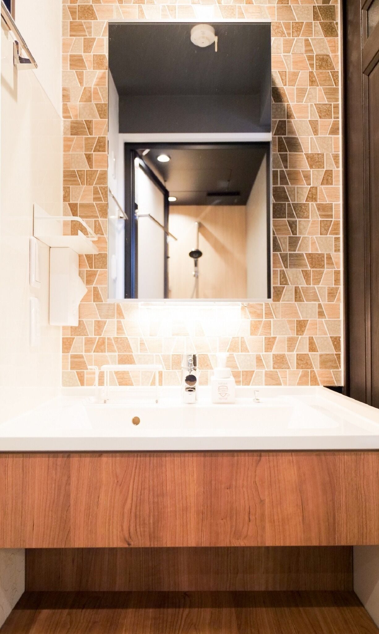 Hair dryer, slippers, towels