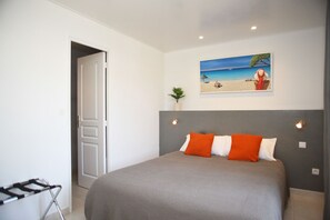 Room - Hotel Casa Rossa (L'Île-Rousse)
