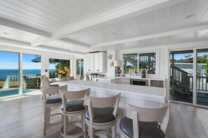 Interior - NEW! Ocean View Hawaii Vacation And Event Retreat (Kapaau)