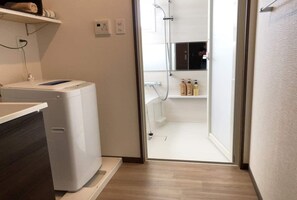 Interior - YN33  Newly built condominium  Airport  Approxi - 303 / Tomigusuku Okinawa (Tomigusuku)