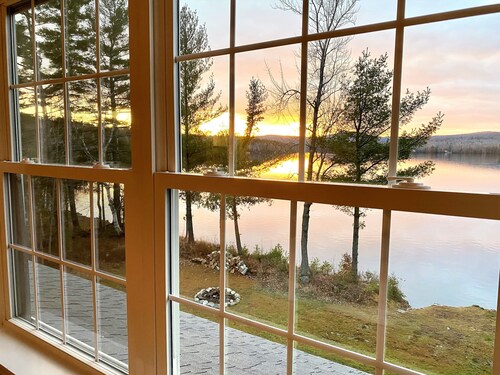 Heavenly Lakefront Retreat,Amazing sunsets,Direct Access ATV/Snowmobile Trails