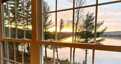 Heavenly Lakefront Retreat,Amazing sunsets,Direct Access ATV/Snowmobile Trails