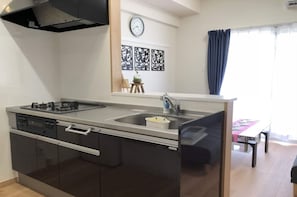 Fridge, microwave, stovetop, electric kettle