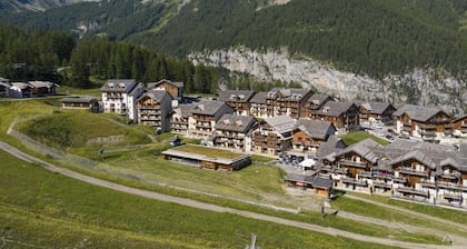 Appartement avec Balcon Privé | Piscine