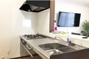 Fridge, microwave, stovetop, electric kettle