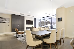 Dining - 3BR Residence in Canyons Village- Ski in/ski out! by RedAwning - Save 20% on 7+ Nights! (Park City)