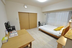 1 bedroom, iron/ironing board, free WiFi, bed sheets