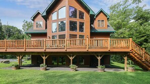 A large wooden house with a balcony and a staircase. - 2nd Largest Home @ Camelback “Occupancy is 20 with day guests included” (Tannersville)