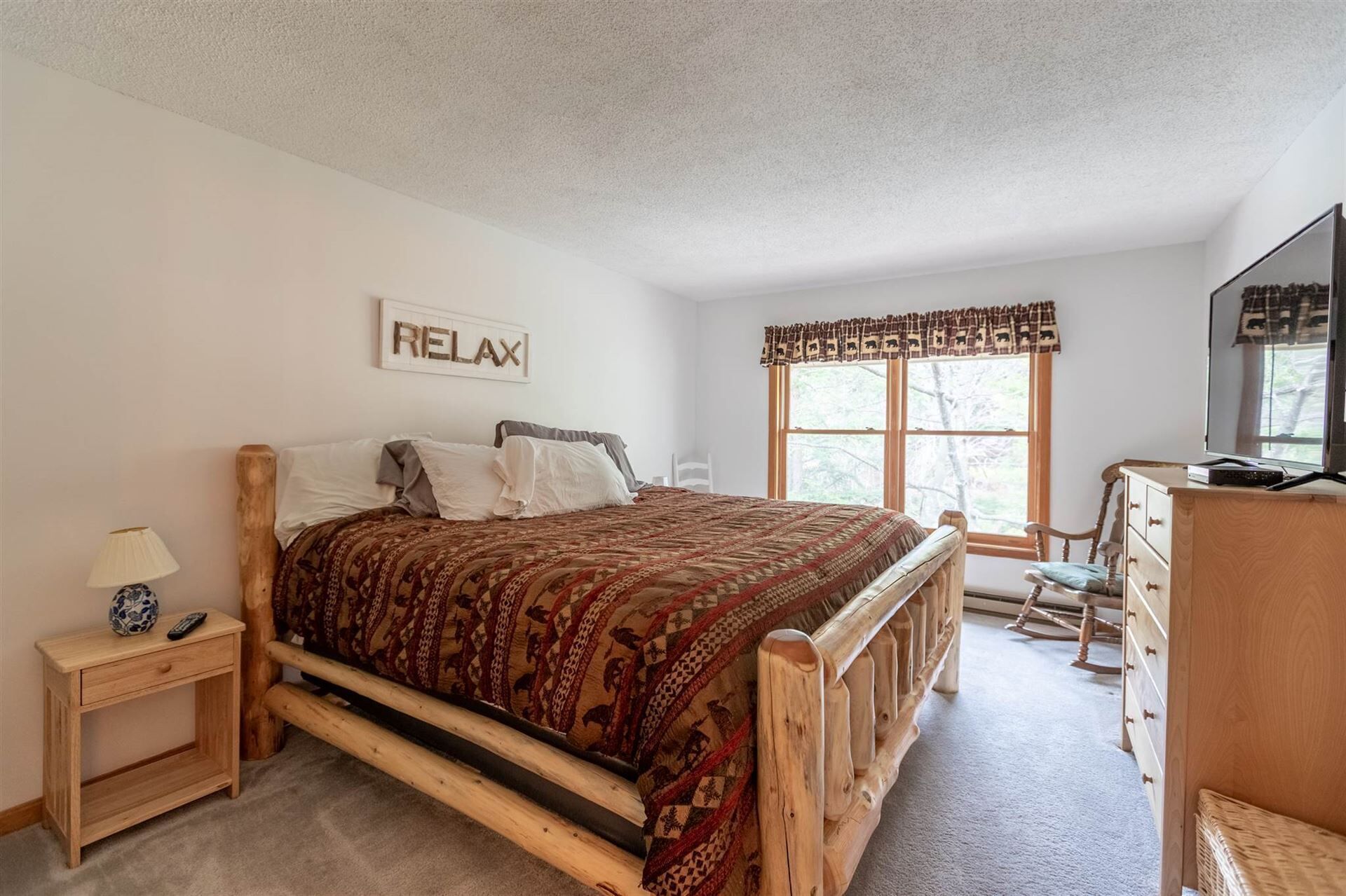 2 多间卧室、熨斗/熨衣板、免费 WiFi、床单