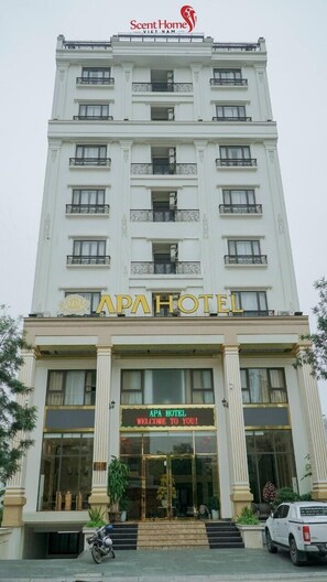 Front of property - APA Hotel (Bac Ninh)