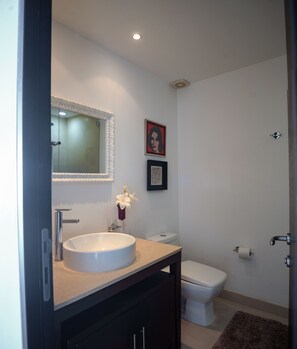 Savon, papier de toilette