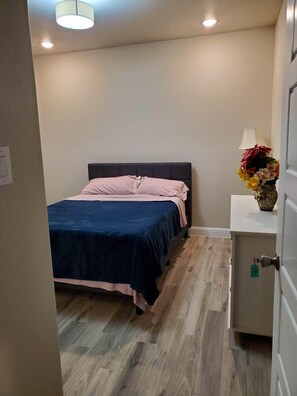 4 chambres, bureau, fer et planche à repasser, Wi-Fi gratuit