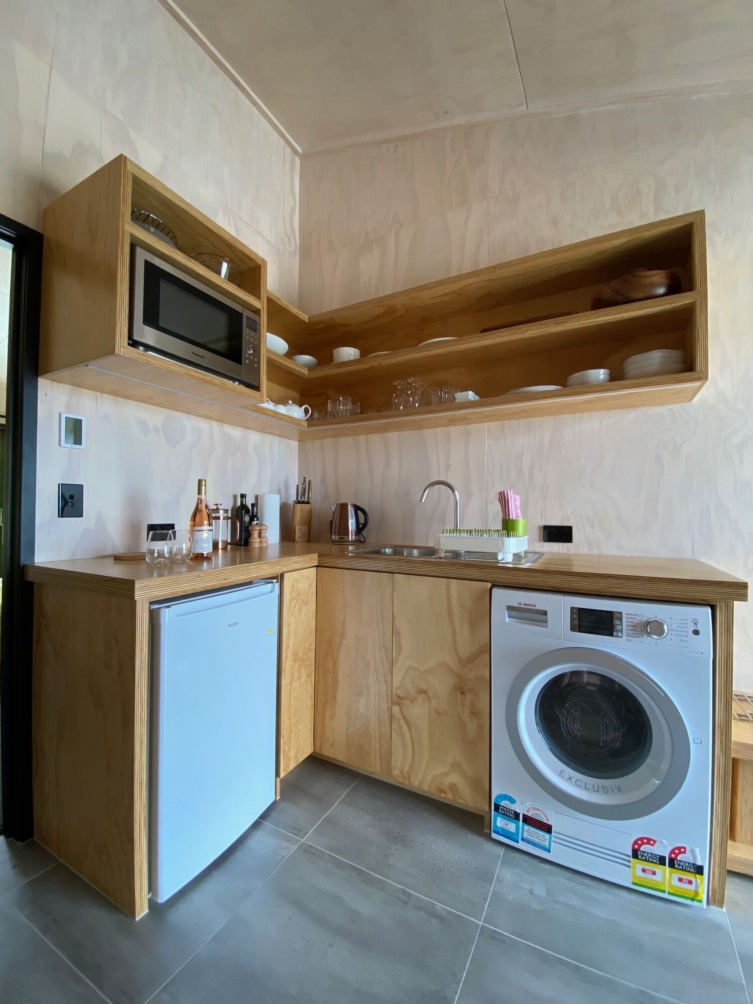 Fridge, microwave, coffee/tea maker, electric kettle