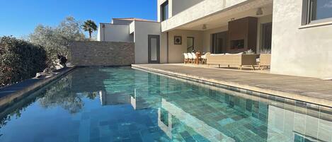 Outdoor pool, a heated pool