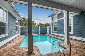 Luokittelematon kuva, 5 kautta 31, painike