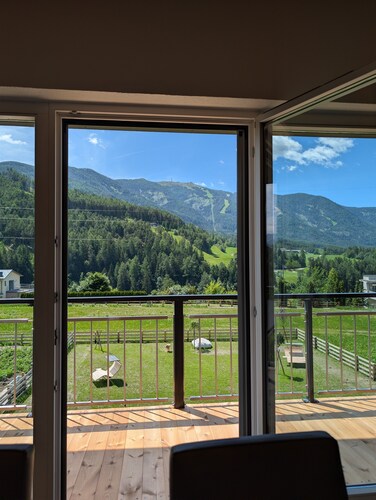 Kronsun Glück Apartment 100 m² at Kronplatz Valley Station with 3 Separate Bedrooms