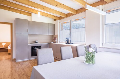 Appartement Kronsun Glück 100 m² à la station de vallée du Kronplatz avec 3 chambres séparées