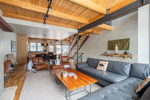TV, fireplace, stereo, offices