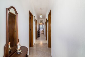 Interior - Holiday Apartment 'Casa Guerreiro' with Wi-Fi & Balcony; Street Parking Available (Branqueira)