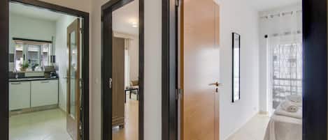 2 soverom, strykejern/-brett, wi-fi (inkludert) og sengetøy